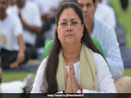 International Yoga Day: Vasundhara Raje Performs Yoga With Thousands In Rajasthan International Yoga Day: Vasundhara Raje Performs Yoga With Thousands In Rajasthan