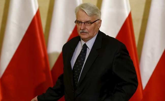 EU Took Hasty, Irresponsible Steps During Migrant Crisis: Polish Foreign Minister