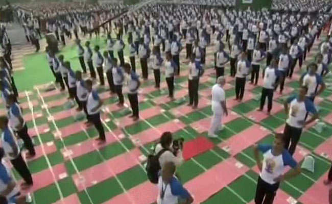 पीएम मोदी बोले-योग धार्मिक कर्मकांड नहीं, बेहतर जीवन की ट्रेनिंग है, 10 खास बातें