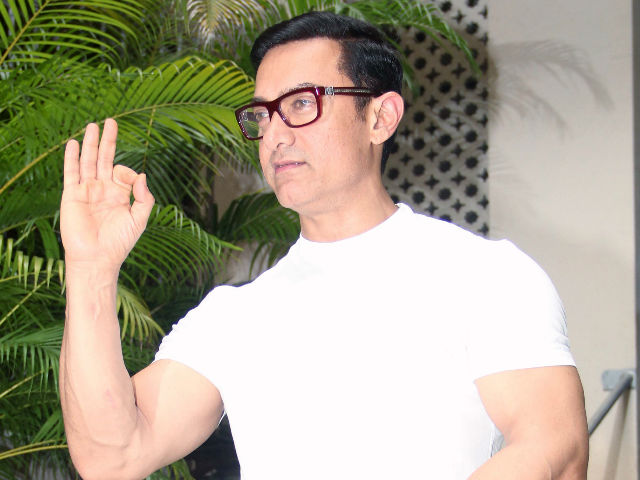 Aamir's Review of Salman's Film: <I>Sultan</i> is Outstanding, Made Me Cry