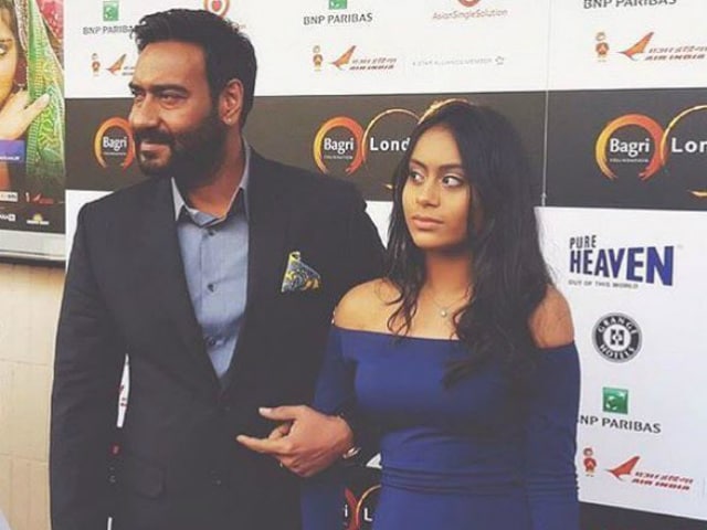 After Ajay Devgn's Pic With Nysa, Many Tweet Photos of Their Daughters