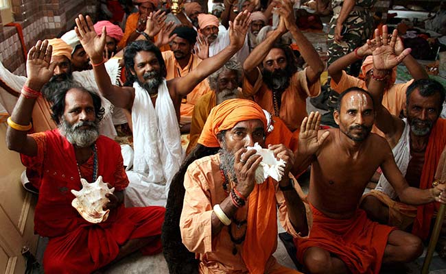 1,87,903 Pilgrims Perform Amarnath Yatra So Far, 1,500 Leave For Kashmir