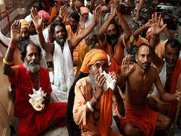 1,282 Pilgrims Leave For Amarnath Yatra From Jammu 1,282 Pilgrims Leave For Amarnath Yatra From Jammu
