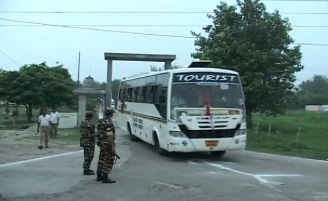 Thousands Set Off On Amarnath Yatra As Forces Keeps Watch