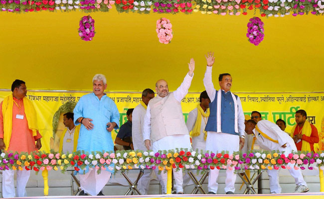 Betting On New Ally, Amit Shah Fires At <i>Bhaiya</i> Mulayam From East UP