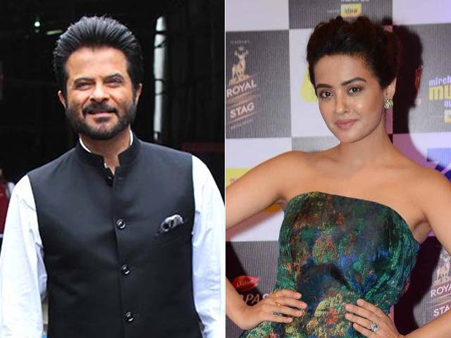 What Anil Kapoor Said About His Kissing Scene With Surveen Chawla in 24