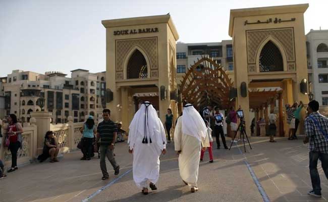 Emiratis Asked Not To Wear National Dress Abroad After Man Held As ISIS Suspect