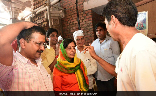With Visit To Somnath Temple, Arvind Kejriwal Starts Gujarat Poll Campaign