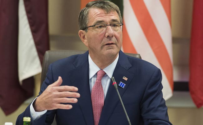 US Defense Secretary Arrives In Iraq To Assess Mosul Fight