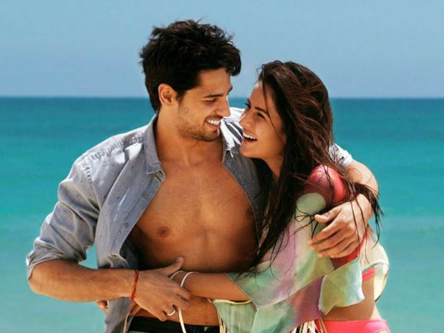 Katrina and Sidharth's <i>Kala Chashma</i> Swagger. <i>Baar Baar Dekho</i>