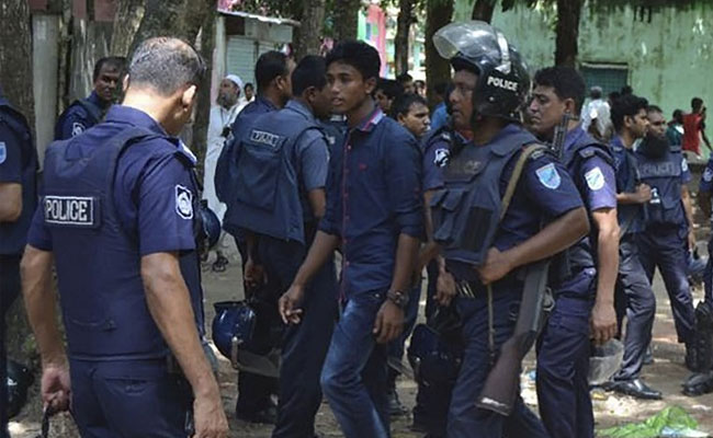 3 Terrorists Arrested For Attacks In Bangladesh On Eid That killed 3 Persons