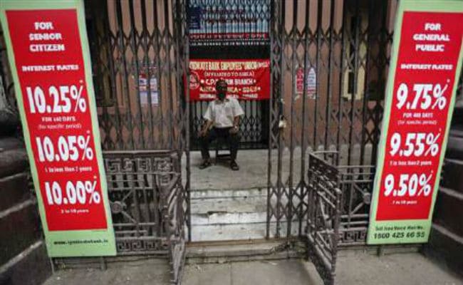 Nation-Wide Strike Impacts Banking Services At PSU Banks