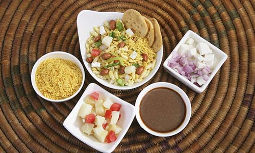 How To Make Bombay-Style Bhel Puri: A Delectable Street Food To Make In 15 Minutes