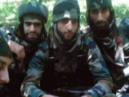 Curfew In Srinagar, Amarnath Yatra Suspended After Hizbul's Wani Killed Curfew In Srinagar, Amarnath Yatra Suspended After Hizbul's Wani Killed