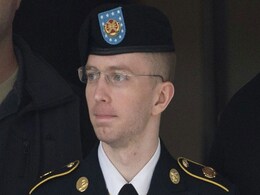 WikiLeaks Mole Chelsea Manning Briefly Hospitalized Amid Suicide Attempt Reports WikiLeaks Mole Chelsea Manning Briefly Hospitalized Amid Suicide Attempt Reports