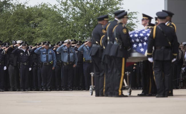 Thousands Gather To Mourn, Honor 3 Officers Killed In Dallas