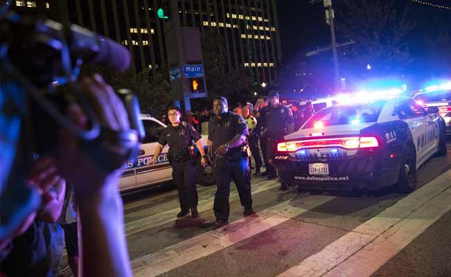 'Like A Little War': Snipers Shoot 11 Police Officers During Dallas Protest March, Killing Five