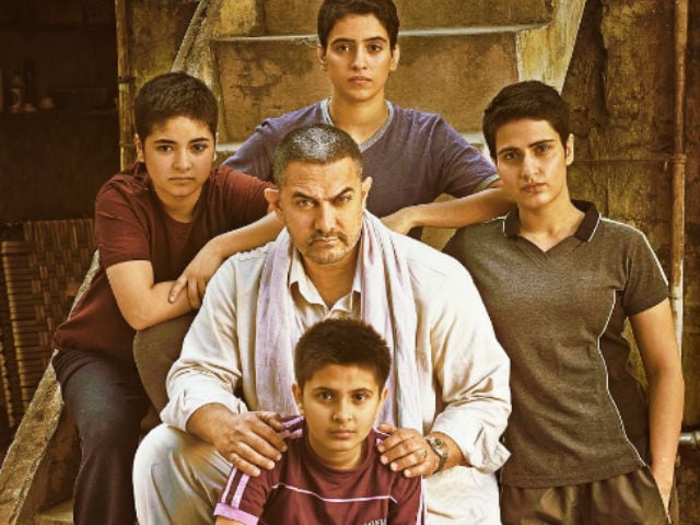 Salman Khan Says Aamir's Dangal Poster is 'Very Nice'