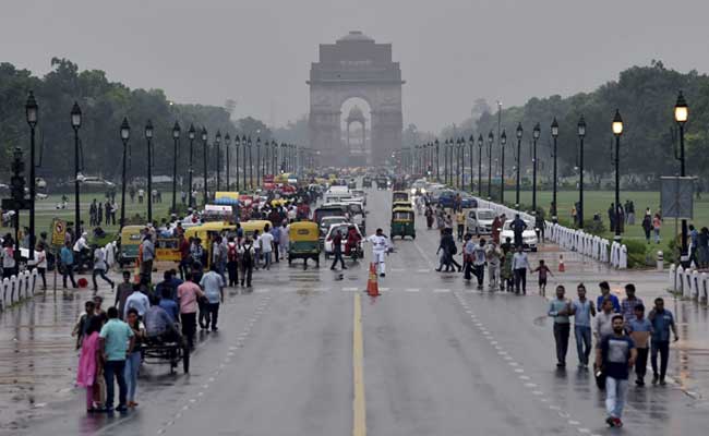 Light Rains Expected In Delhi