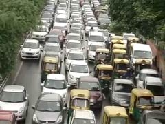 Delhi Police Advises Commuters As Traffic Jams Accompany Pre-Monsoon Rain