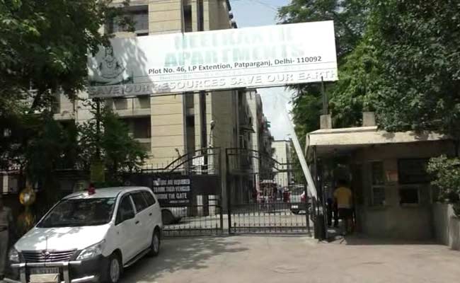 Daughter, Wife Of Officer BK Bansal, Arrested By CBI, Kill Themselves In Delhi Home