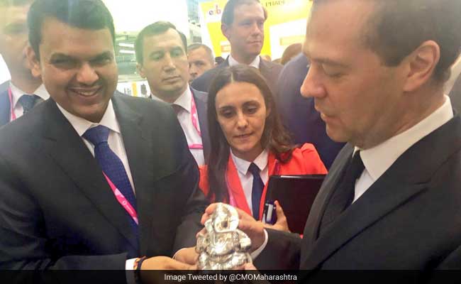 Devendra Fadnavis Gifts Lord Ganesha Idol To Russian Prime Minister