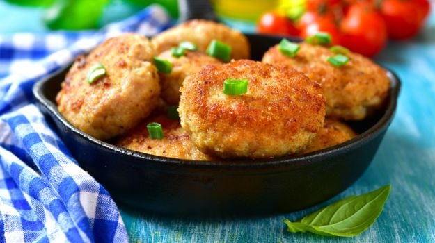 Watch: How To Make Crispy And Delicious Corn Cutlets At Home