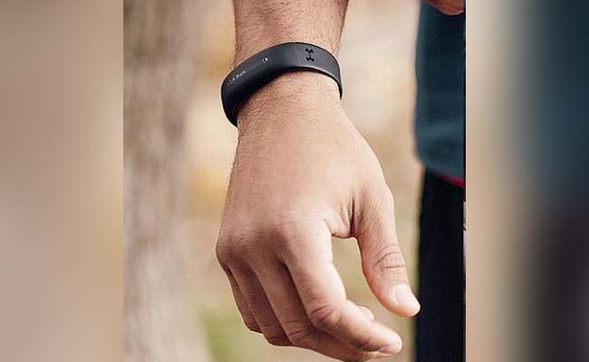 Wearable Activity Trackers May Not Boost Weight Loss