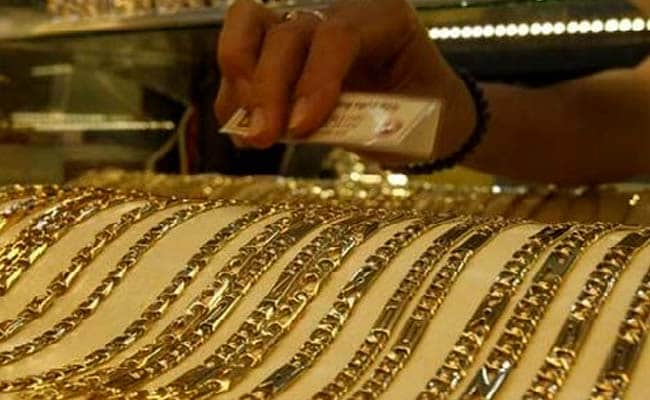 Gold Price Today April 9 Gold Futures Edge Higher To Rs 45 300 10 Grams Amid Coronavirus