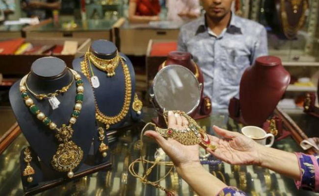 How Rising Gold Smuggling Is Affecting Jewellery Business In India