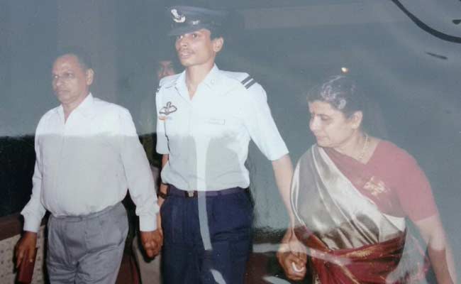 Captured, Tortured By Pak And Still An IAF Pilot: A Kargil Hero's Story