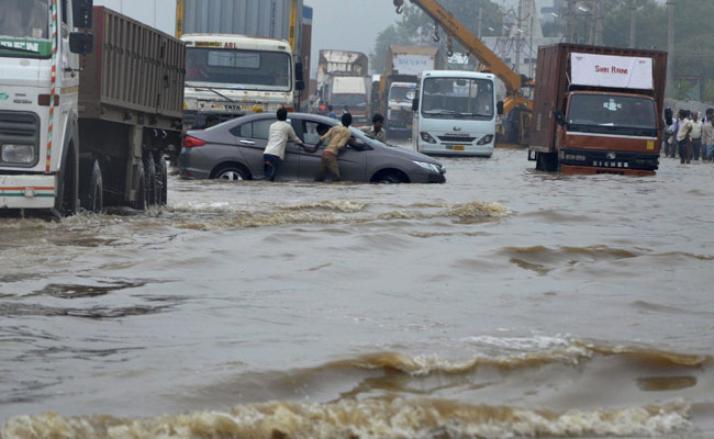 Gurgaon's Monsoon Nightmare: Who Is To Be Blamed?