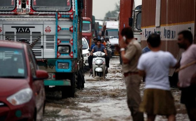 Monsoon In Delhi, Bengaluru Causes Traffic Chaos, Sewage Swirls