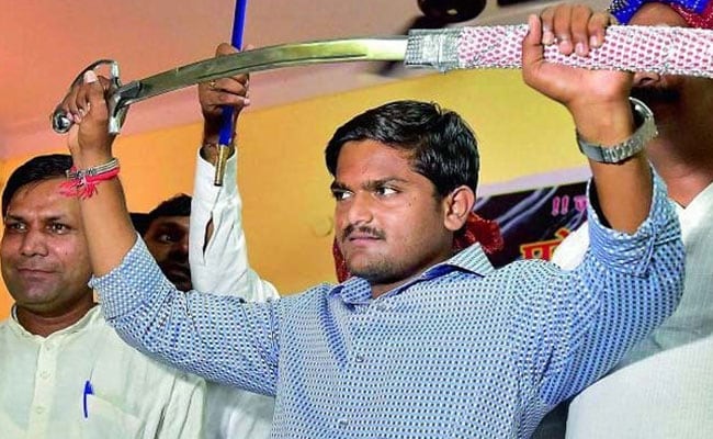 Opposition Parties Race To Woo Hardik Patel Ahead Of Gujarat Assembly Polls