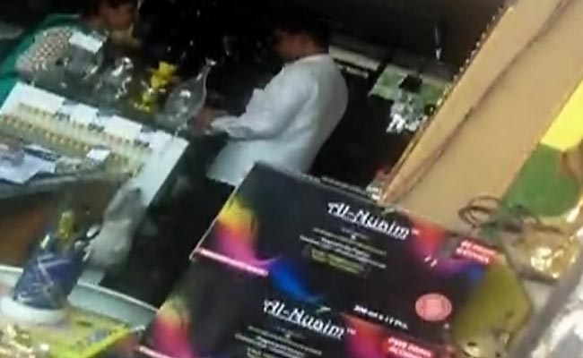 How E-Cigarettes Are Being Sold To Minors As 'Hookah Pens' In Hyderabad