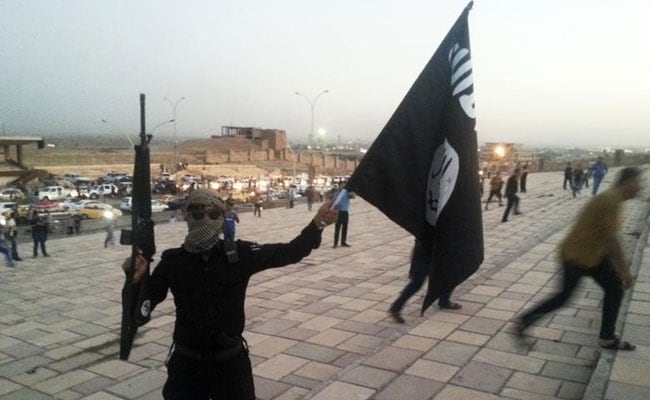 ISIS's Ambitions, Allure Grow As Territory Shrinks