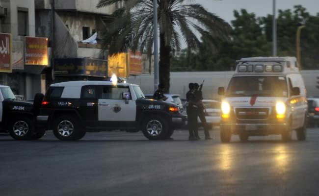 Bomber Killed, 2 Police Wounded In Blast Outside US Consulate In Jeddah