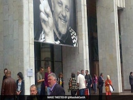 Hundreds Pay Homage To Killed Ukraine Reporter Hundreds Pay Homage To Killed Ukraine Reporter