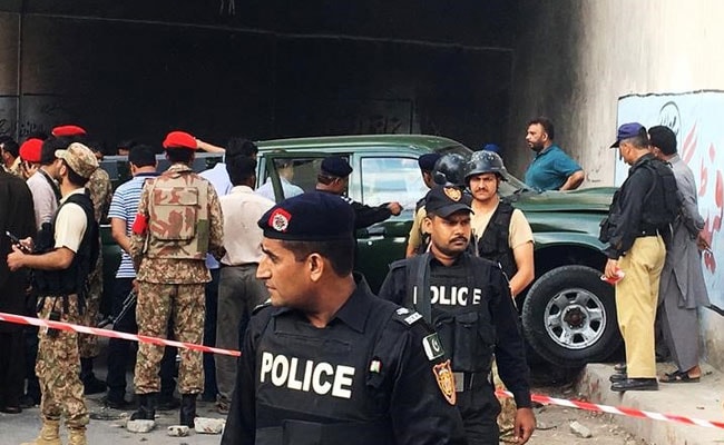 Gunmen Kill 2 Military Officials In Pakistan's Karachi
