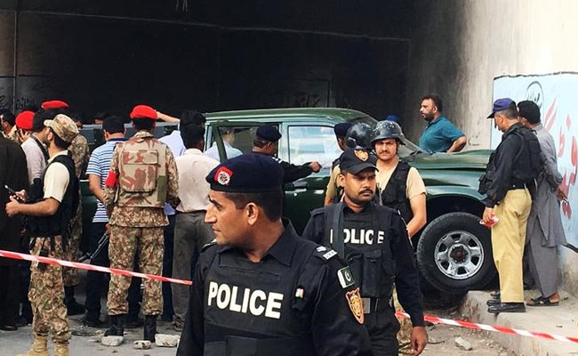 Gunmen Kill 2 Military Officials In Pakistan's Karachi