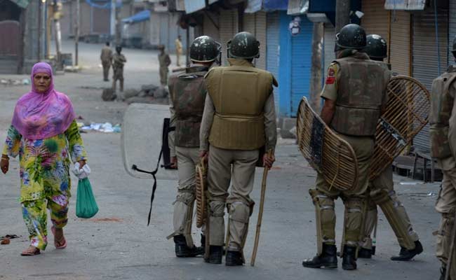 कश्मीर हिंसा : मृतकों की संख्या 23 हुई, NSA अजीत डोभाल ने कहा- हमें समाधान निकलने का पूरा भरोसा