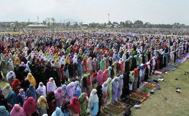 Thousands Offer Eid Prayers In Jammu And Kashmir