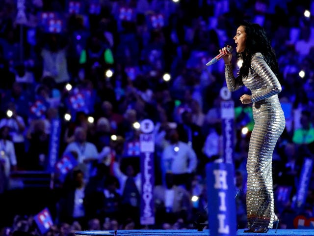 Will 'Roar' be Clinton's 2016 theme song?