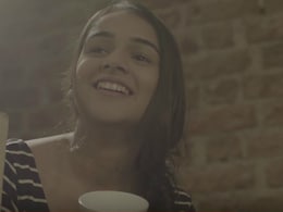 Shekhar Kapur's Teen Daughter Hopes to Emerge From Famous Parents' Shadow Shekhar Kapur's Teen Daughter Hopes to Emerge From Famous Parents' Shadow