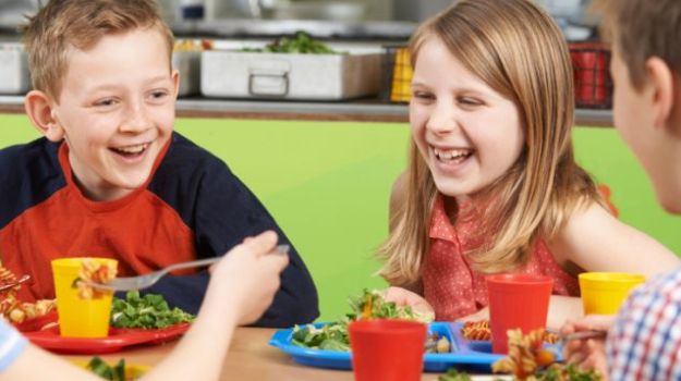The Case for Bribing Your Kids to Eat Healthy