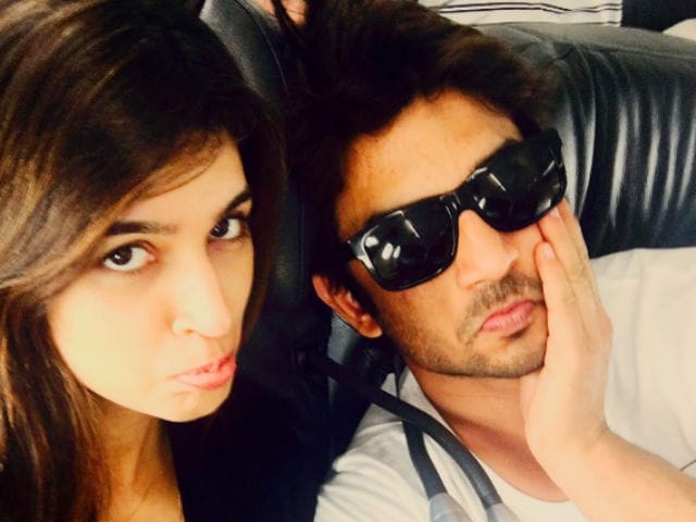 Kriti Sanon, Sushant Singh Rajput Fly to Mauritius to Film Raabta