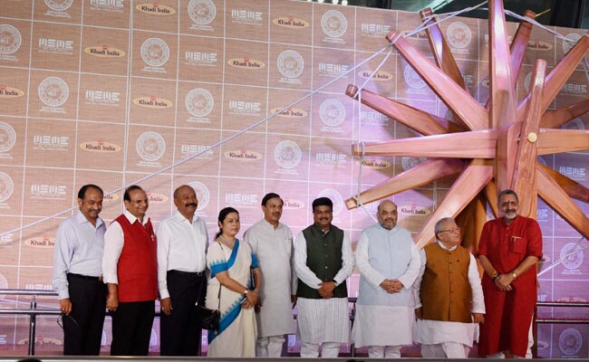 World's Largest Spinning Wheel Inaugurated At Delhi Airport