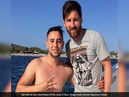 6 माह से वेतन नहीं मिलने की खबर पर फुटबॉलर मेसी ने अपनी कमाई से दिया सुरक्षा कर्मचारियों को वेतन 6 माह से वेतन नहीं मिलने की खबर पर फुटबॉलर मेसी ने अपनी कमाई से दिया सुरक्षा कर्मचारियों को वेतन