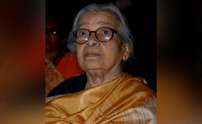 प्रियदर्शन की बात पते की : महायोद्धा महाश्वेता देवी