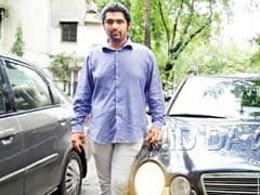 Mumbai: Playing Pokemon Go, Man Rams His Mercedes Into Auto Rickshaw